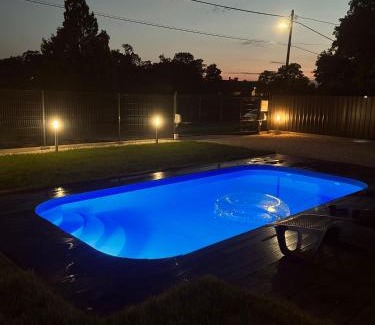 Gyoparosfuerdo Apartamento | Lux apartments