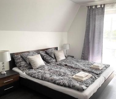 Gyoparosfuerdo Apartamento | Lux apartments