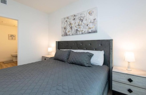 East Village Apartamento | Lux Apt with Rooftop pool by Petco Park and Convention center 41