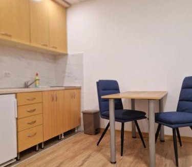 Cukarica Apartamento | LUX BANOVO BRDO apartman