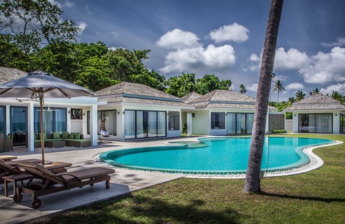 Thong Krut Villa | Lux Beachfront Home para vacaciones familiares perfectas
