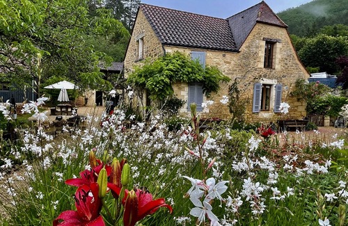 Cenac-et-Saint-Julien Casa | Lux Beautiful Country House for families Holidays Dordogne Esparoutis