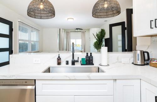 Clairemont Casa | Lux Coastal Getaway, Brand New, Central Location