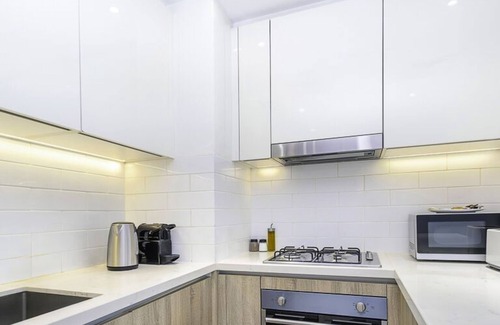 Al Sufouh 2 Apartamento | LUX Contemporary Suite Marina View 6