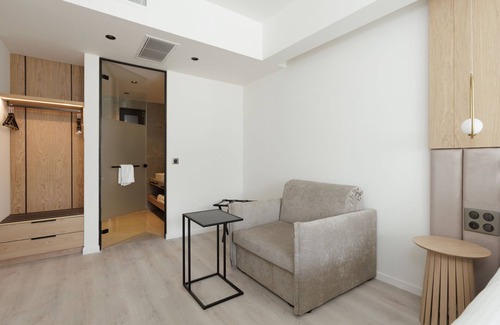Kallithea Hotel | LUX&EASY Signature Syngrou 234