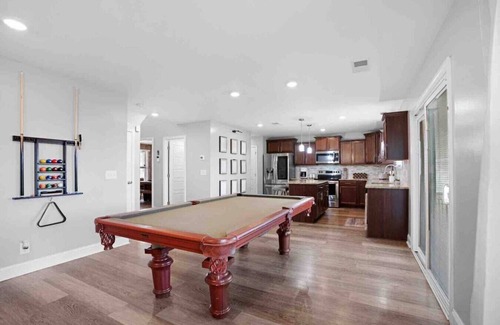 Clarksville Casa | Lux Entertainment Home-TheAlpha