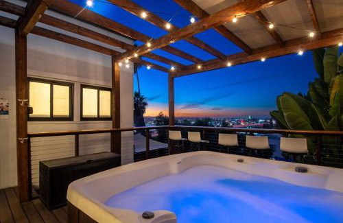 Middletown Casa | Lux Escape 2: Views Spa Games Safari Tent Golf