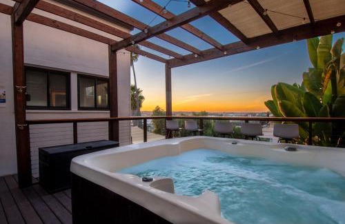 Middletown Casa | Lux Escape 2: Views Spa Games Safari Tent Golf