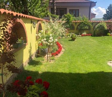 Kumanovo Apartamento | Lux Garden Home D