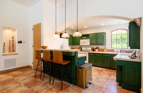 Historic Tennis Club Cabina | LUX - Historic Tennis Club Enclave - King Beds