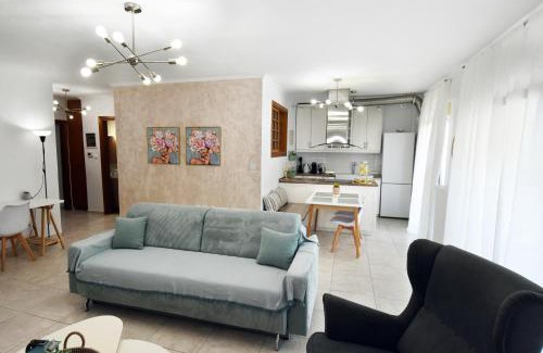 Epanomi Apartamento | Lux Mint Apartment - A modern Luxury place with Sea View
