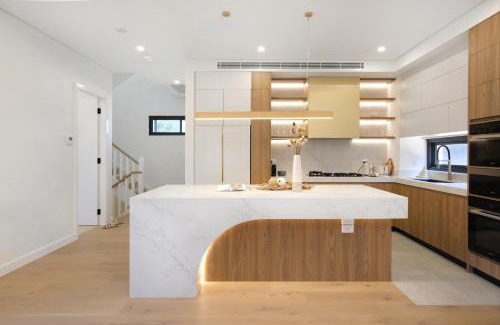 Miranda Casa | Lux & New 5-BR Townhouse for family