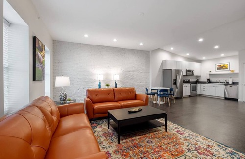 East Market District Apartamento | Lux NULU | Walk to Eats Bars Distilleries Shopping