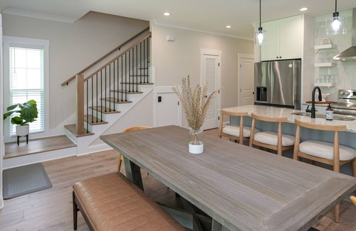 Madison Casa | Lux Retreat Off the Beat 172 A