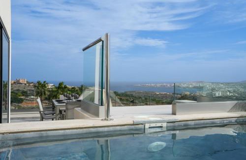 Mellieha Apartamento | Lux Sea&Country Views with Pool