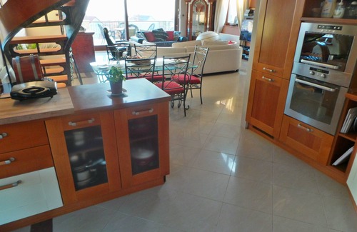 Balatonfured Villa | Lux Amplia villa de 4 dormitorios con impresionantes vistas al lago, 4 baños, S / Piscina, Sala de juegos