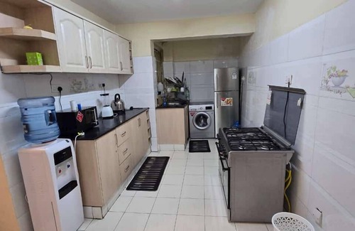 Nairobi Apartamento | Lux Suites Astrol Apartments Garden City