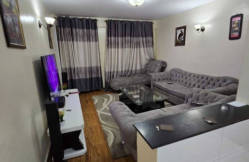 Nairobi Apartamento | Lux Suites Astrol Apartments Garden City