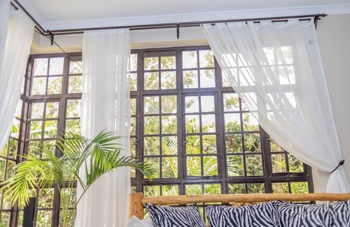 Kitengela Casa | Lux Suites Enkarsis Bungalow Kisaju