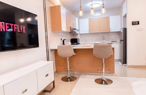 Nairobi West Apartamento | Lux Suites Enzi Heights Apartments