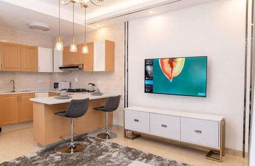 Nairobi West Apartamento | Lux Suites Enzi Heights Apartments