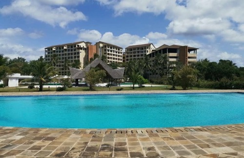 Diani Beach Apartamento | Lux Suites Golden Sun Studio Apartments