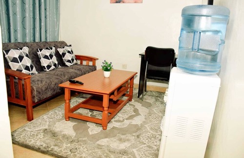 Nairobi Apartamento | Lux Suites Orkney Apartments TRM Drive