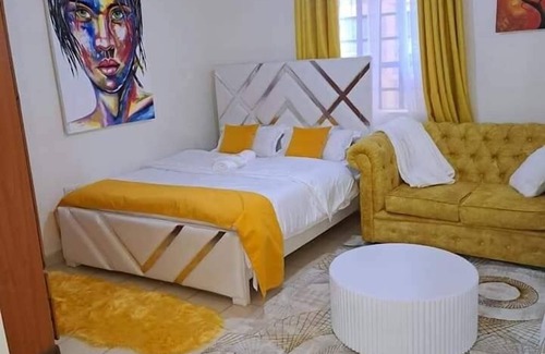 Nairobi Casa | Lux Suites Red Plate Studio Apartments