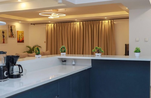 Kilimani Apartamento | Lux Suites Royal Oak Residency