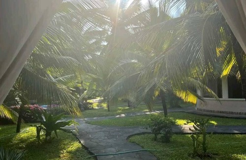 Malindi Apartamento | Lux Suites Tembo Court Apartments