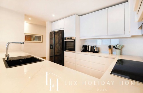 Jumeirah Lake Towers Apartamento | LUX The Bonnington JLT Suite