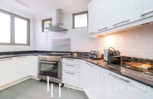 Palm Jumeirah Villa | LUX The Ultimate Island Palm Villa