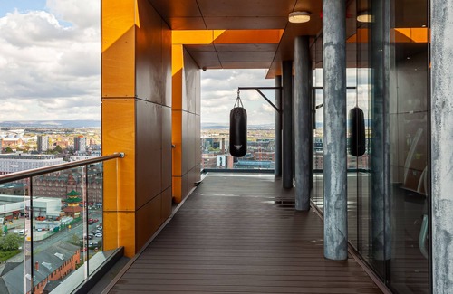 Manchester City Centre Apartamento | Lux Two Bed With Pool and Gym Access