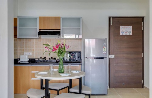 Saunta Vaddo Apartamento | Luxe 1bhk w Pool Sauna 1km to the Beach