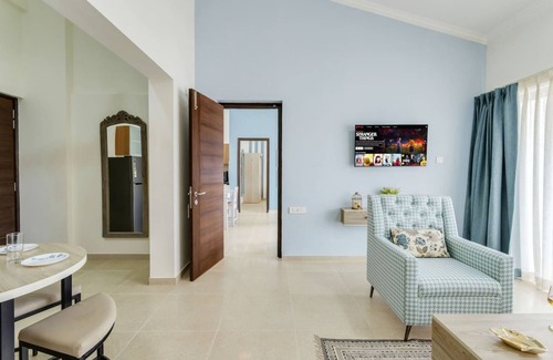 Saunta Vaddo Apartamento | Luxe 1bhk w Pool Sauna 1km to the Beach