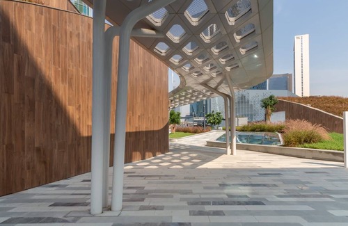 DIFC Apartamento | Luxe 1BR Residence w/ Stunning Cityscape in DIFC