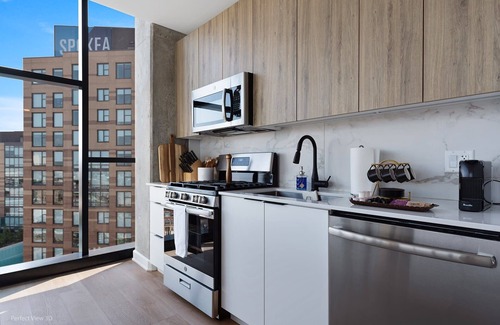 River West Apartamento | High-End 1BR: Fulton Market, Panoramic Views