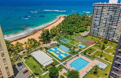 Vilomar Apartamento | Luxe 2 Bd Penthouse w Oceanview on BeachLuquillo