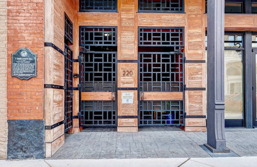 Downtown Wilmington Apartamento | Luxe 220, Unit 2 - Front Street Suite, Managed by BlueStar Real Estate