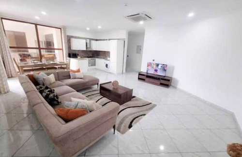 North Ridge Apartamento | Luxe 2BRApt Ringway/Gym/Pool/Restaurant/near Airpt