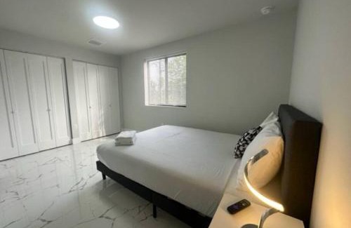 Little Haiti Villa | Luxe 3 bed & 3 bath Minutes from Design district