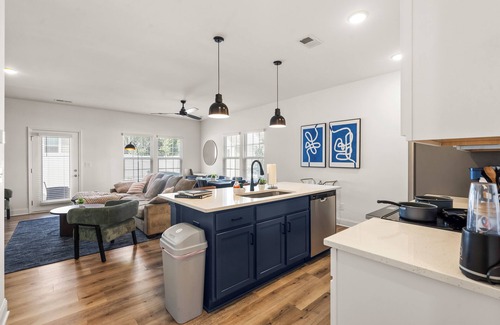 Paw Creek Casa | Luxe 3BR Townhouse Mins to Uptown CLT
