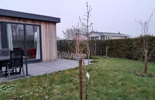 Menaldum Casa | Luxe 5 persoons bungalow op rustig vakantiepark nabij Leeuwarden