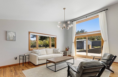Freestone Casa | Luxe 6-acre compound with private pool, hot tub, 2 living areas & AC