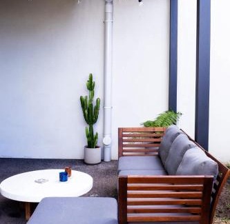 Altona North Casa | Luxe Altona Haven - Executive 3BR Family Townhouse