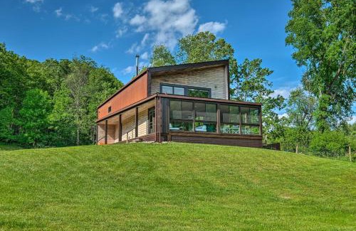 Salem Casa | Luxe and Modern Home 30 Mi to Saratoga Springs!