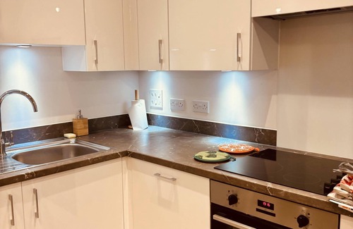 Marlborough Apartamento | Luxe Apartment - Stylish 2 Bedroom Apartment