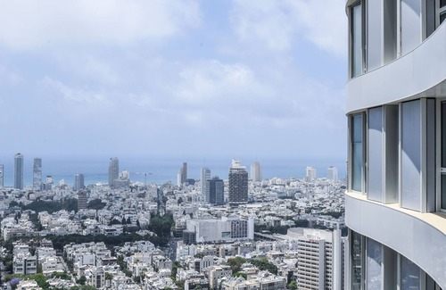 Tel Aviv Apartamento | Luxe Apt in Top Tel Aviv Neighborhood
