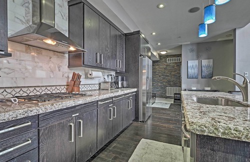 Brian Head Apartamento | Luxe Brian Head Escape w/ Hot Tub & Mtn Views