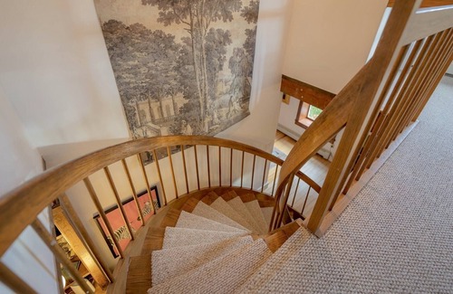 Lexington Casa | Luxe cabin- breathtaking views, hot tub, mins to skiing- ask re seasonal rental